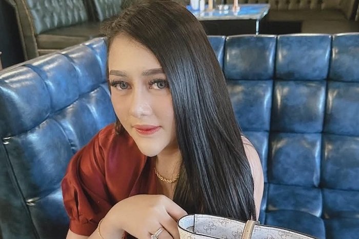  Selebgram Mega Amalia Ramadanti. (Facebook.com @Hanii Zunairah)