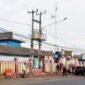 Kepala UPTD Pasar Tanjungsari, Mohamad Nasir, SE., menekankan pentingnya kolaborasi antar instansi terkait, untuk mengatasi masalah ini. ( Dok.Hallojabar.com / Dody Nsh )