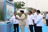 Presiden Prabowo Subianto dalam acara groundbreaking proyek di area Artha Industrial Hills, Karawang, Jawa Barat. (Dok. Tim Media Prabowo)