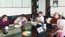 Evaluasi APBD semester I tahun 2025 ini bertujuan meningkatkan transparansi dan akuntabilitas pengelolaan anggaran serta meningkatkan optimalisasi dan efisiensi penggunaan anggaran ( Dok.Hallojabar.com / Siti Kowati )