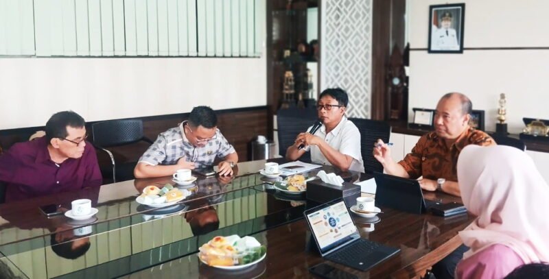 Evaluasi APBD semester I tahun 2025 ini bertujuan meningkatkan transparansi dan akuntabilitas pengelolaan anggaran serta meningkatkan optimalisasi dan efisiensi penggunaan anggaran ( Dok.Hallojabar.com / Siti Kowati )