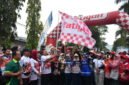 Mengambil titik start halaman Markas PMI Kabupaten Sumedang, ratusan peserta dari berbagai kalangan menempuh perjalanan sepanjang 7 kilometer. ( Dok.Hallojabar.com / Siti Kowati )