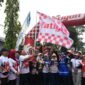 Mengambil titik start halaman Markas PMI Kabupaten Sumedang, ratusan peserta dari berbagai kalangan menempuh perjalanan sepanjang 7 kilometer. ( Dok.Hallojabar.com / Siti Kowati )
