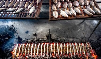 Surabi Bandung: Menjelajahi Rasa Manis Gurih Legenda Kuliner Tanah Pasundan