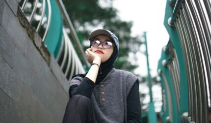 Distro Tak Mati Gaya: Mengapa Tren Fashion Lokal Makin Digandrungi