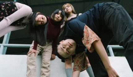 Distro Tak Sekadar Toko: Tren Fashion Lokal yang Terus Berinovasi