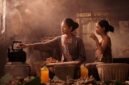 Beragam bahan alami seperti rimpang kunyit, jahe, dan temulawak yang siap diolah menjadi ramuan jamu tradisional Indonesia. Minuman ini telah lama dipercaya memiliki khasiat luar biasa untuk menjaga kesehatan tubuh secara alami.